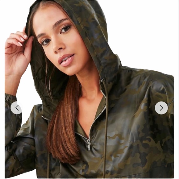 Active Camo Print Anorak - Picture 2 of 6